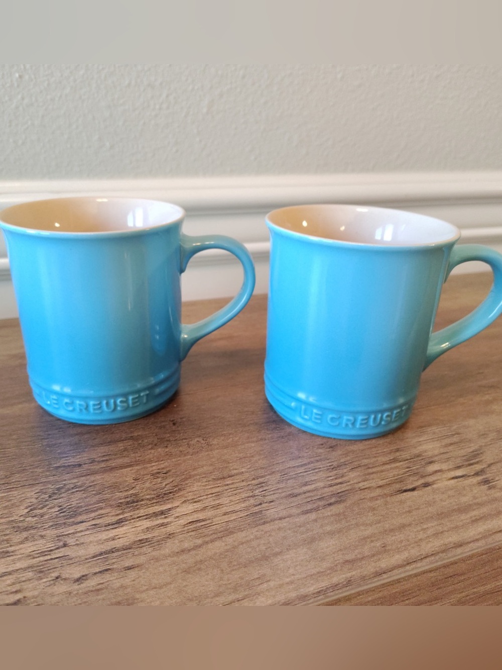 Le Creuset Vtg Stoneware Mugs Set of 2 Blue Turquoise 12 oz Discontinued Ombré